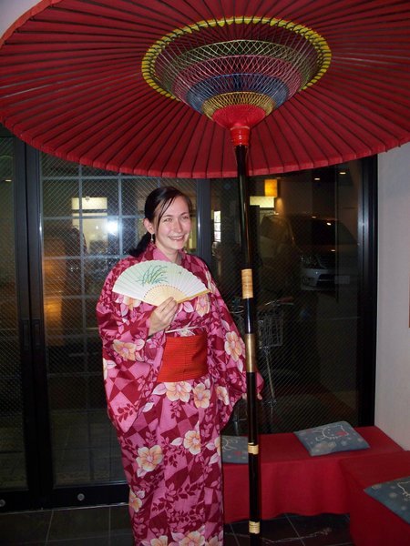 kirsty in kimono