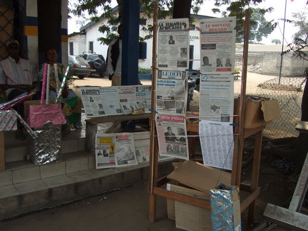 Newsagent with Gift Wrapping Service BZV
