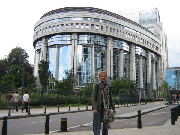EU Parliament and Commission buildings