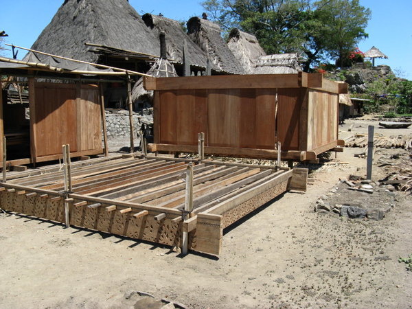 Bana - House under construction