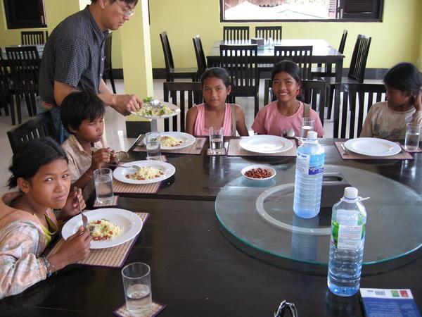 Lunch with Siem Reap kids