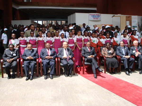Dignitaries with Students