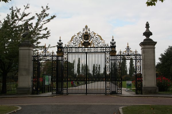 Entrance to Queen Mary's Garden, Regent's Park