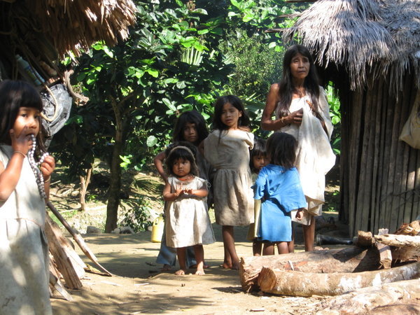 Some Kogi indian kiddies.