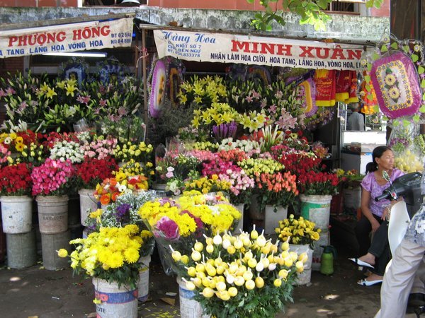 Flower shop in Hue