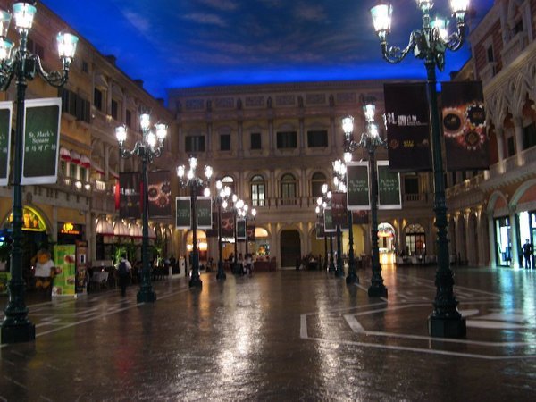 Marcus Square in Venetian Casino