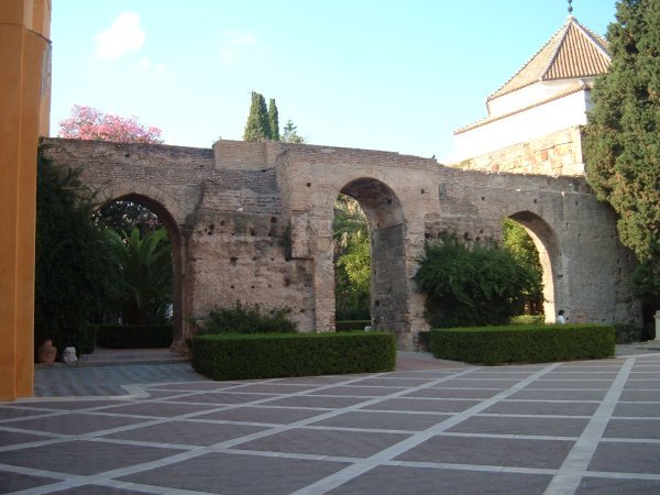 Courtyard inside the Alcázar