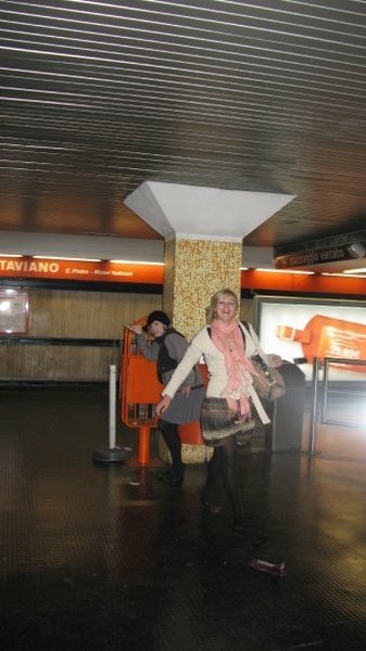 Dancing around the metro....
