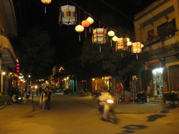 Hoi An intersection