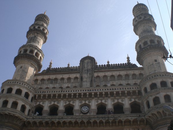 Hyderabadin kuuluisin moskeija