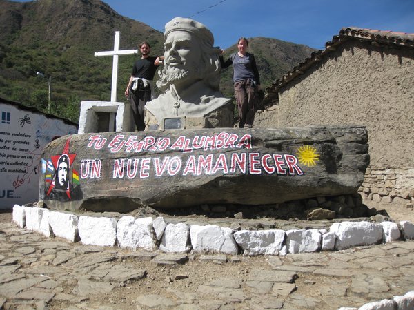 Monument to Che Guevara in the village of La Higuera