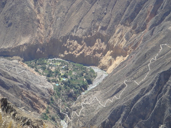 Path up and down the Colca Canyon