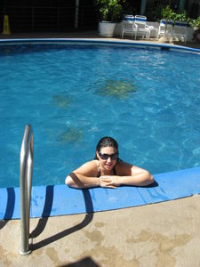 in ons zwembad aan het hotel