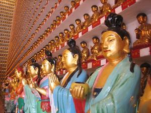 Inside the Temple of Ten Thousand Buddhas
