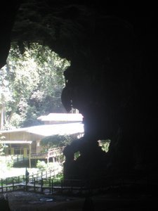 There Seems To Be A Bit Of An Obsession With Caves That Make Faces In Asia