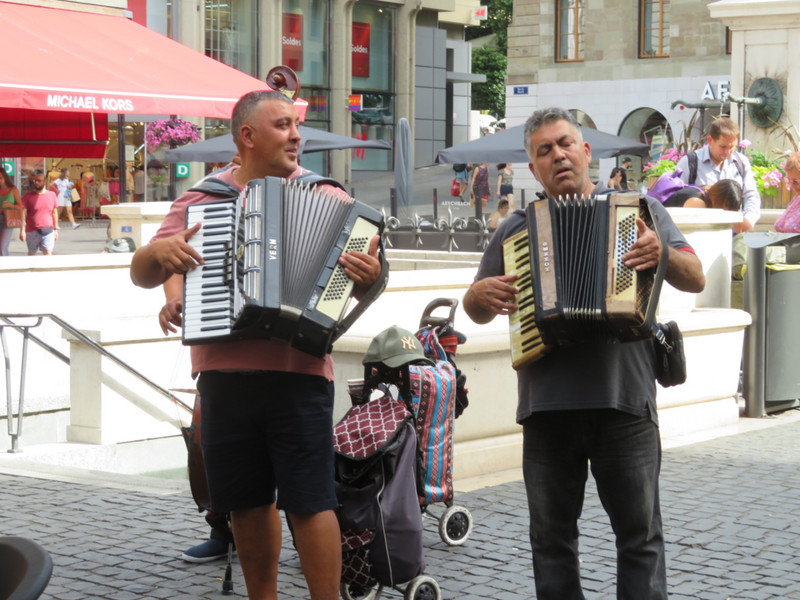 Musicians outside of street cafes