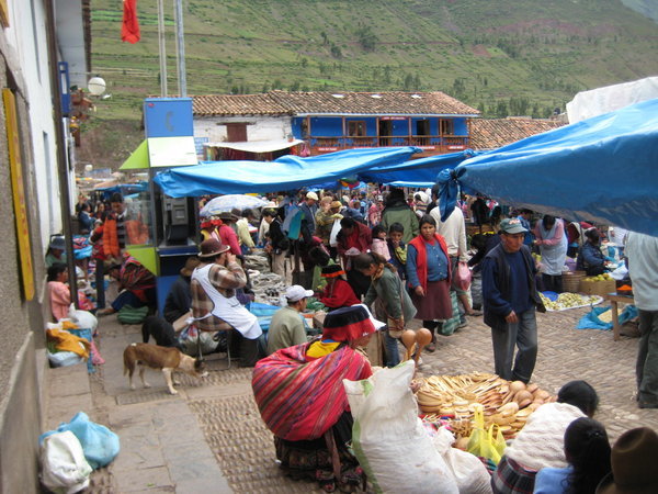 Pisaq Market