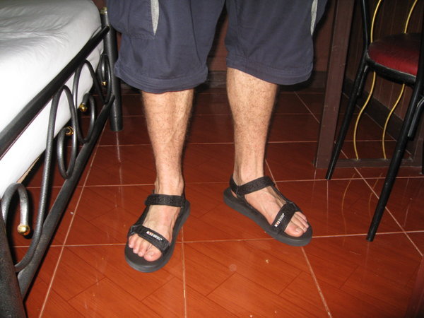 Oh the sandles... we really are backpackers!