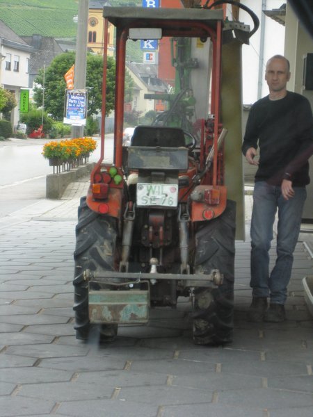 Skinny tractor used in vineyards