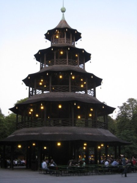 Asian inspired tower in the middle of the beergarden