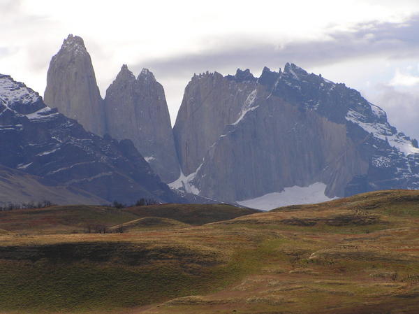Saying goodbye - the back of the Torres del Paine masif