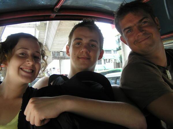 Squashed in a tuk-tuk with Rachel, Andy & Dave