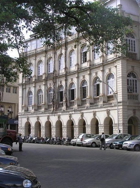 Horniman Circle in Mumbai - built by the British & based on London "Squares"