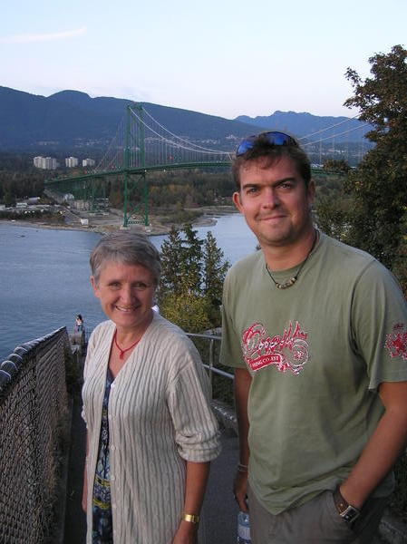 Bronia's mum Natalie & Dave at Stanley Park with Lions Gate Bridge in background