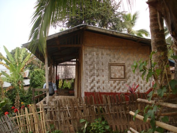 Mama Bungalow's hut