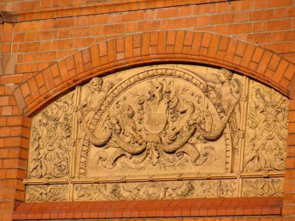 Belfast carvings
