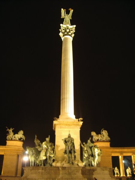 the middle of the Heroes' Square