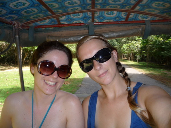 jess and i in our tuk tuk