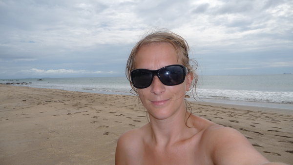 moi on the beach