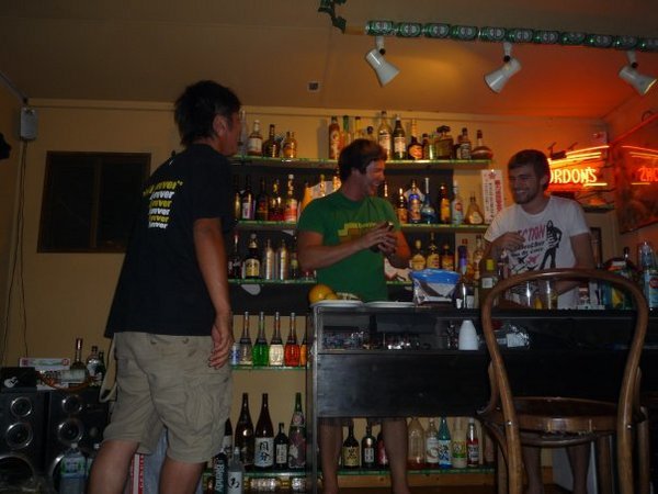 Shun's Bar