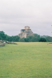 Castillo del Advino, Uxmal, Yucatan '04