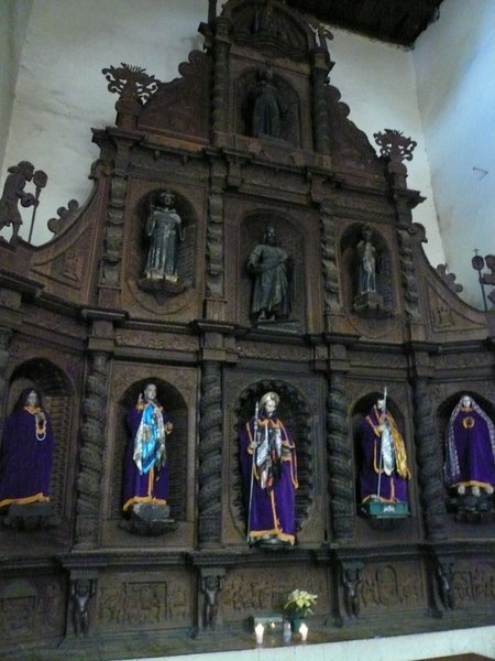 Altar; Santiago Atitlan