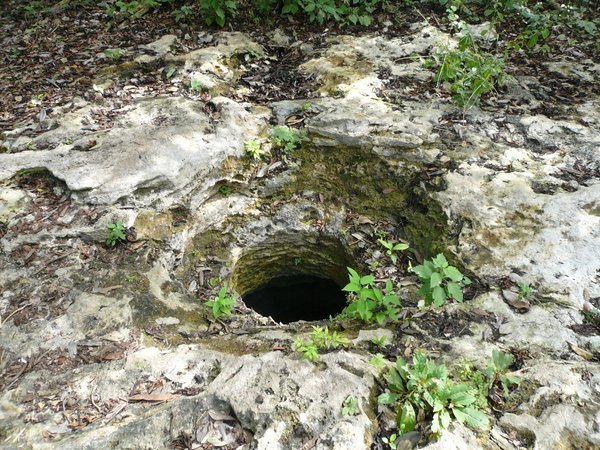 chultun - maya cistern