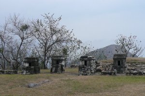 Quiahuixtlan Tombs