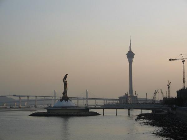 Statue of the Goddess of Mercy & the Macau Tower