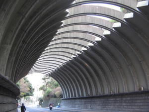 An open-top tunnel linking North Kamakura and Central Kamakura