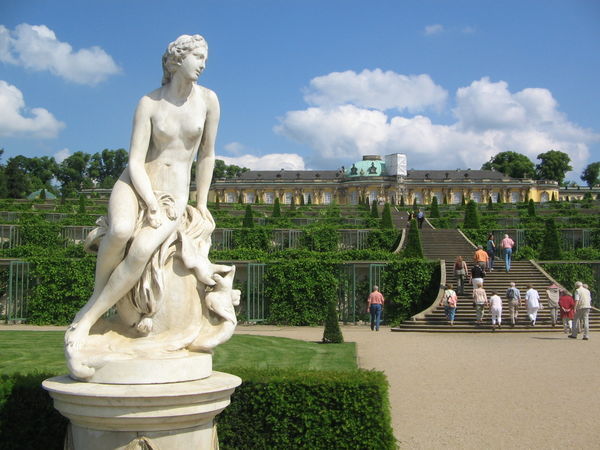 Potsdam: Unwind yourself in the large and splendid Sanssouci Park