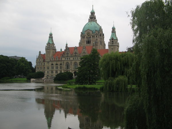 Hanover: One lake + one city hall = one lovely afternoon