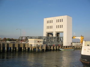 Woolwich Ferry (South Pier)
