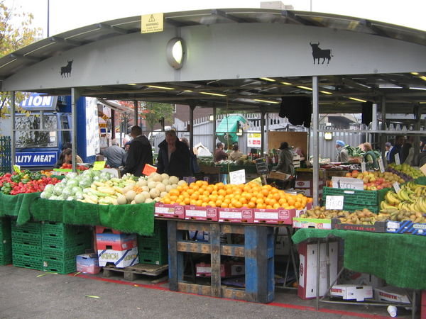 Outdoor Fruits & Vegetable Market