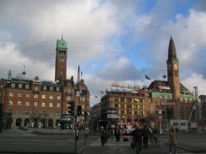 Other buildings at Rådhuspladsen (City Hall Square)