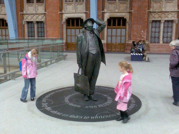 Another sculpture in St Pancras
