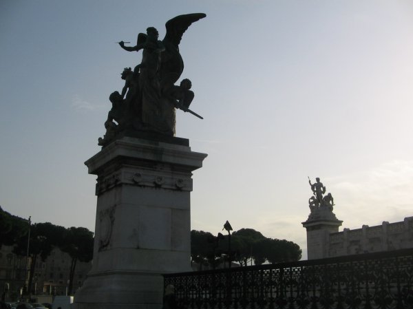 Grand statues of Vittorio Emanuele Monument