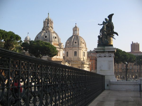 View of Piazza Madonna di Loreto from the gate of Vittorio Emanuele Monument