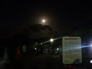 Full moon at Dambulla