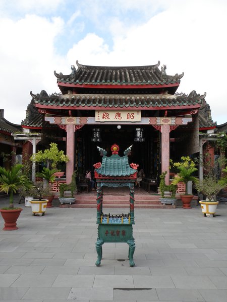 Temple in the Assembly Hall of the Hainan Chinese Congregation